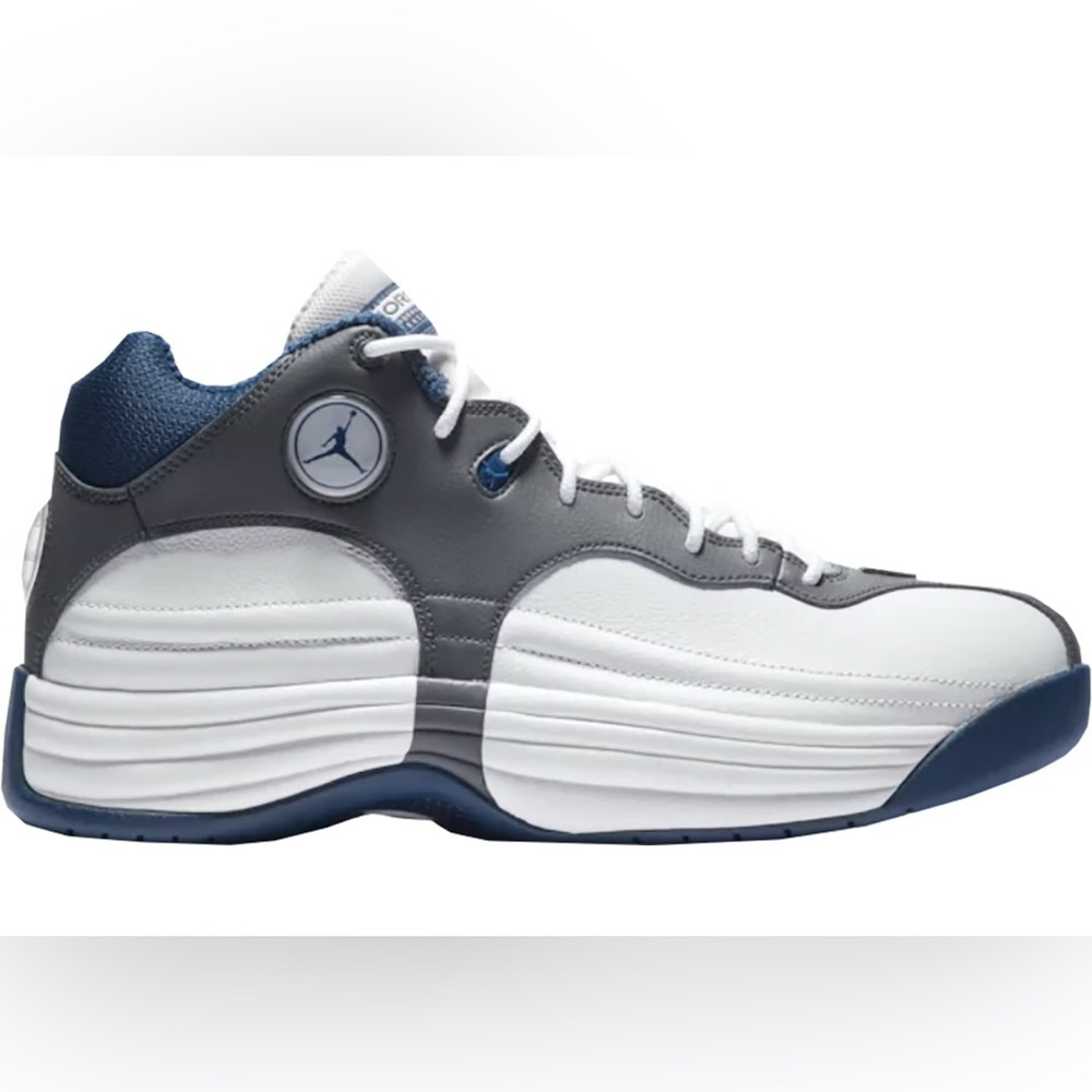 Sz 8 Jordan jumpman white, grey ,blue
